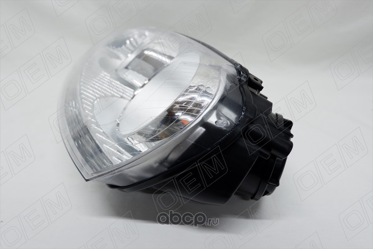 O.E.M. OEM0207FL Фара левая Volkswagen Golf 5 (2003-2009) галоген, светлая