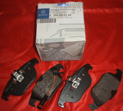 MERCEDES-BENZ A0064206120