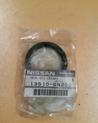 NISSAN 135106N200 Сальник коленвала передний