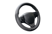 Kraft KT800312 Оплетка рулевого колеса эко-кожа гладкая с перфорированными вставками, черная/белая строчка, диаметр 35-37 см, размер S