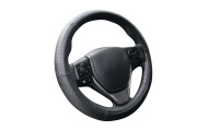 Kraft KT800317 Оплетка рулевого колеса  эко-кожа гладкая + вставки с тиснением, черная, диаметр 41-43 см, размер XL