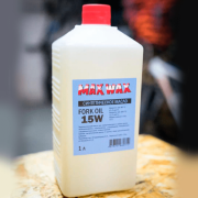 MAX WAX 4673741660312 Масло Fork вилочное и амортизаторное 15W синтетическое