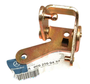 MERCEDES-BENZ A0002600437